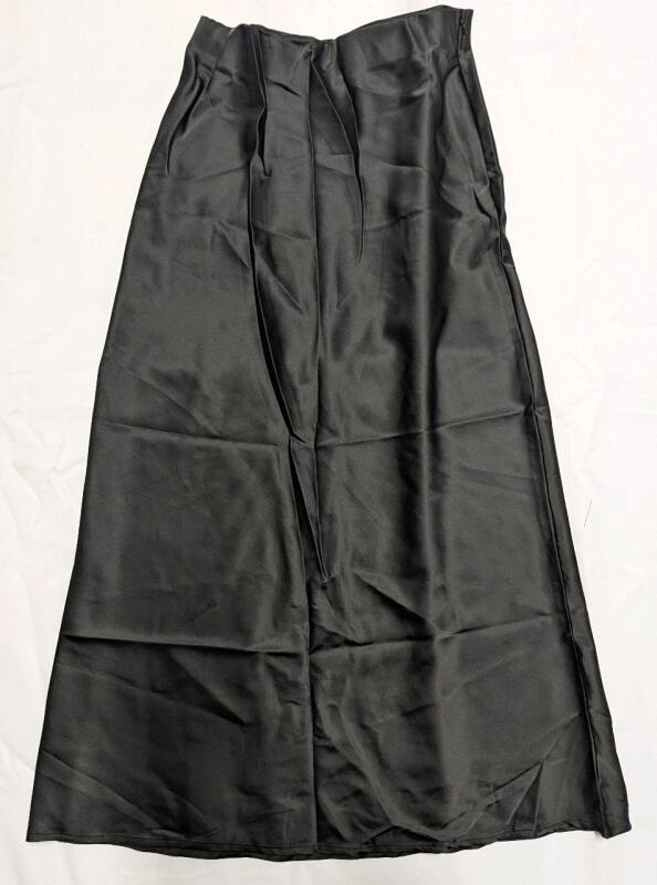 New: Women's Size L - Long Skirt - Black - 38" Long