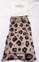 New Women's Sz. Medium Graphic T-Shirt & String Skirt