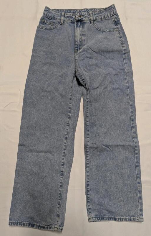 New: Size S Women's - Light Blue Denim Straight Jeans