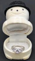 Lovely Size 6 Sterling Silver Stamped S925 3-Station Prong Set CZ Ring In Fuzzy Bonhomme De Neige Ring Box