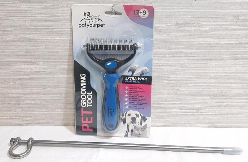 New Pet Grooming Tool & Metal Leash Stand
