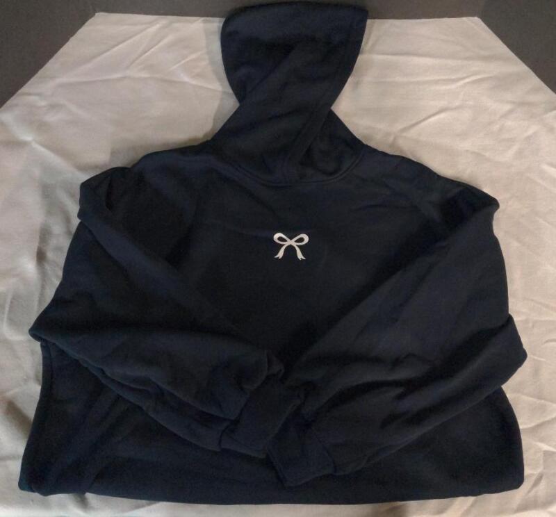 NEW Size Medium Woman's Dazy White Bow Hoodie, Black
