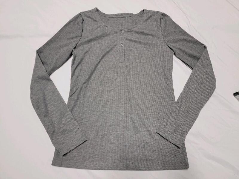 New Women's Sz. Large Grey Long-sleeved Top