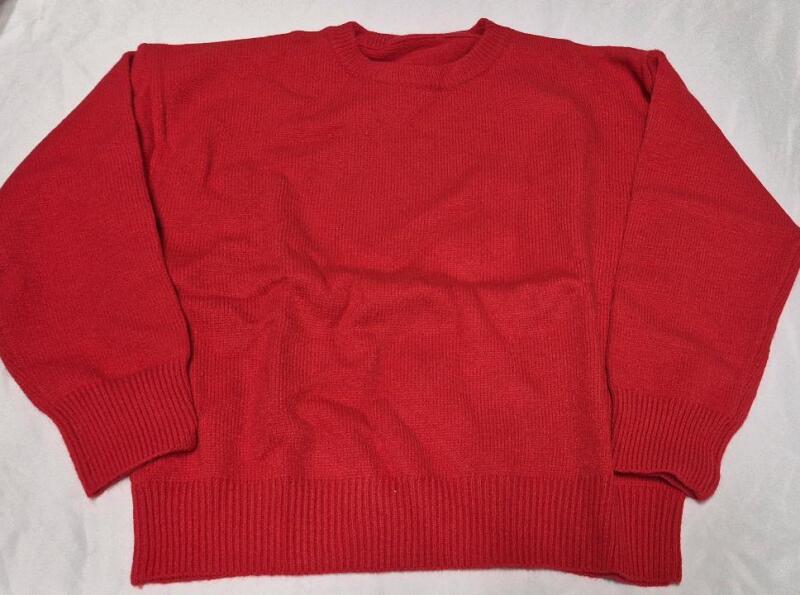 New sz L Women's Knit Sweater