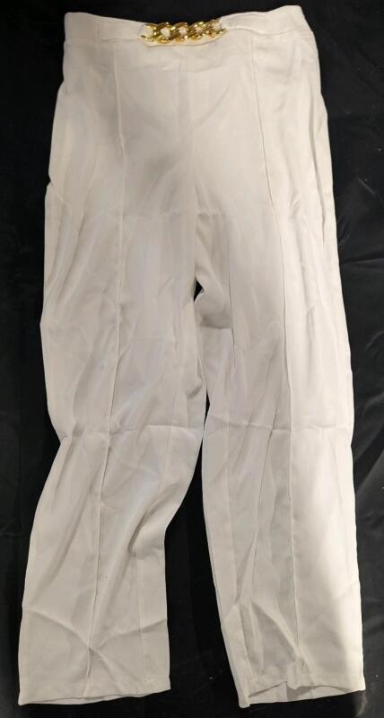 New: Size XL Women's - White Wide Legged Pants With Gold Tone Belt