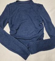 New sz XSmall Women's Long Sleeve Top Ruching on Sides