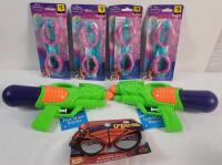 New Kids Outdoor Activity Lot . 2 Water Pistols , 4 Disney Princess Water Goggles & Spiderman Sunglasses