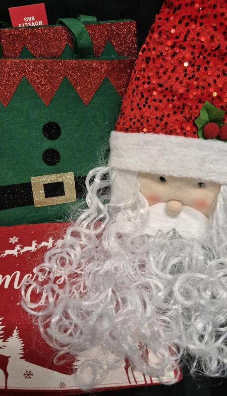 4 Pcs New Christmas Decor - Santa Head 30" & Bags 11 x 11"