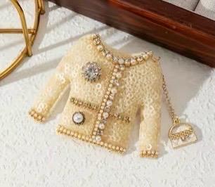Sparkling Champagne Sequin Crystal Channel style Jacket Brooch Clip Cute Cat Print Foldable Tote Bag - Large Capacity, Stylish Shopping & Travel Bag Would look Great with Brooch Attached stock photos added