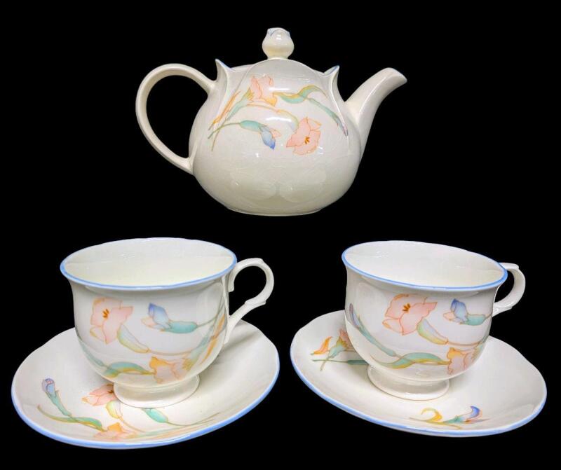 Vintage SADLER England Wellington Pattern Bone China Teapot 6" & 2&times; Tea Cups With Saucers, No Chips or Cracks, Heavy Crazing on Teapot