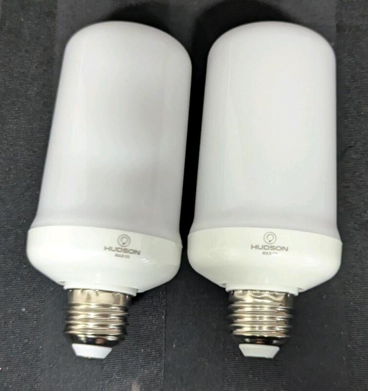 New: 2 Hudson Bulb Co 3W Lightbulbs