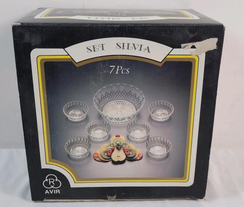 AVIR "Silvia" 7-piece Desserts / Appetizers Glass Bowl Set. 1 Large Bowl & 6 Small Bowls