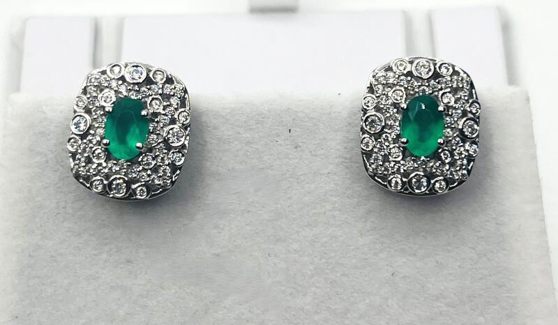Sterling Silver Natural Green Onyx (0.70ct) with CZ (0.70ct) Earrings, comes with appraisal $400.00.