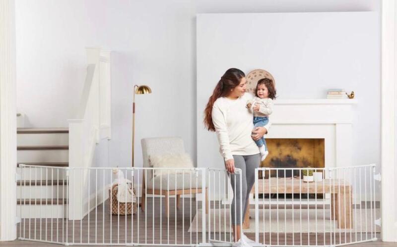 As-New Regalo 2-in-1 Super Wide Adjustable Baby Safety Gate & Play Yard, White, 28&rdquo; Tall - Retails for $129.99