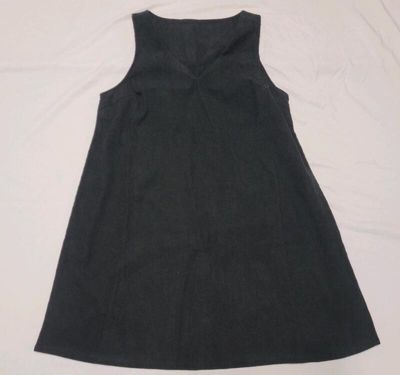 New - Women's Sz. Medium Shein Black V-Neck Sleeveless Mini Dress