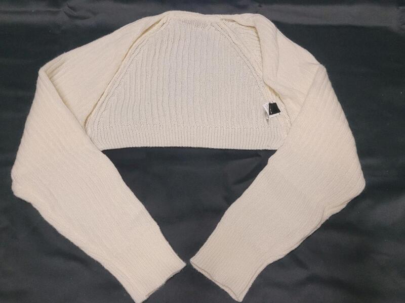 New Women's Sz. Medium Shein Knit Crop Sweater , White