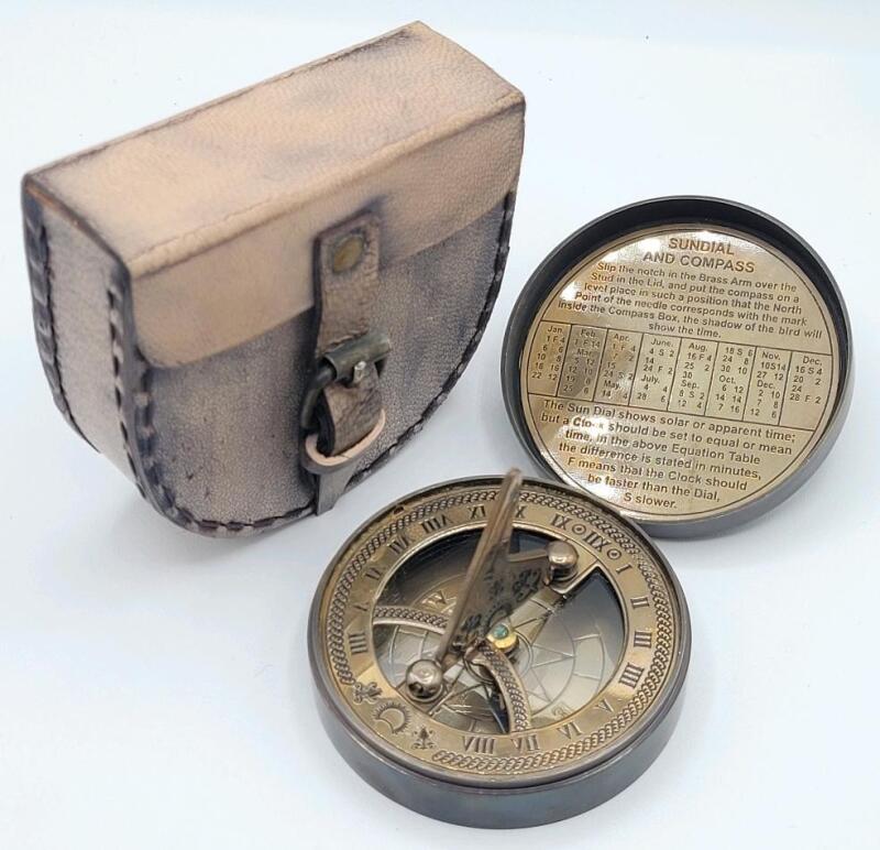New 2 ⅝" Solid Brass Combination Sundial & Compass in Leather Pouch