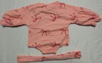 New Size 0-3m Girls Onzie with Ribbon.