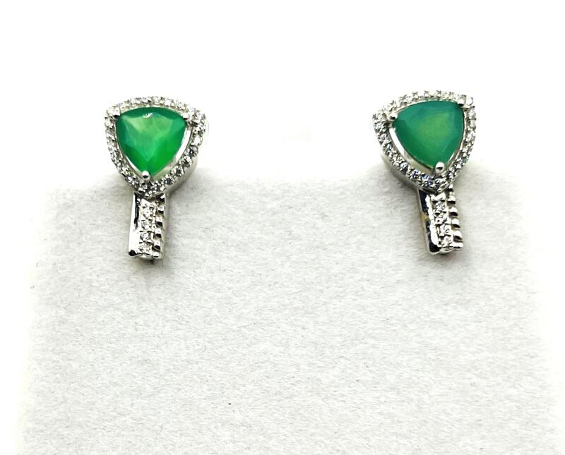 Sterling Silver Natural Green Onyx (2ct) with CZ (0.25ct) Earrings, comes with APPRAISAL $380.00.