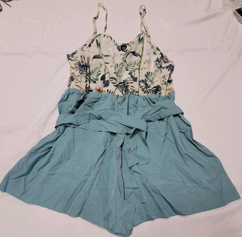 New Women's Sz. 1XL Spaghetti Strap Summer Skort
