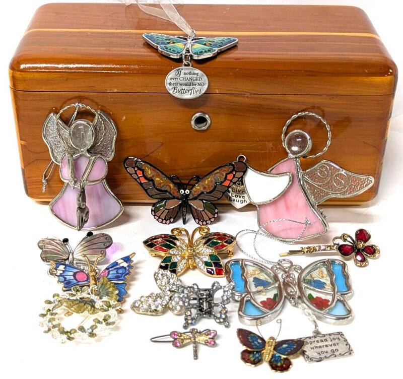 Stunning Vintage Miniature LANE CEDAR CHEST With Key feom Knechtels Limited, Filled With Angels, Butterflies & Dragonfly: Stained Glass Figure & Ornament, Brooches, Hair Clips + Chest 9" &times; 4.4" &times; 4" Tall
