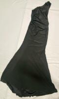 New Women&rsquo;s Medium One-Shoulder Formal Dress