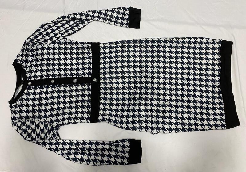 New Women&rsquo;s XL Black and White Houndstooth Long-Sleeve Sweater Dress