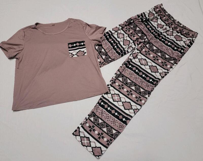 New Women's Sz. LG 2pc. Pajama Set