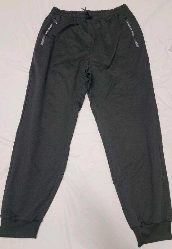New Men's Sz. Medium New Sport Black Sweatpants w/Zipper Pockets