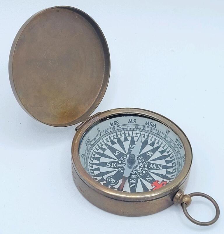 New Antique Finish Brass Compass . Measures 1 &sup1;&sup3;/&sup1;⁶" diameter