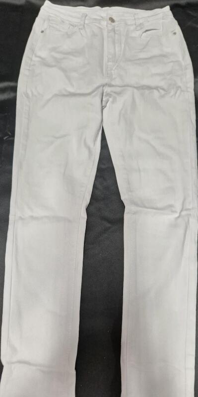 New sz Large Women's White Jeans