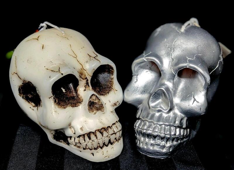 2 New Bleeding Skull Candles, 330g / 4.5" Tall Each
