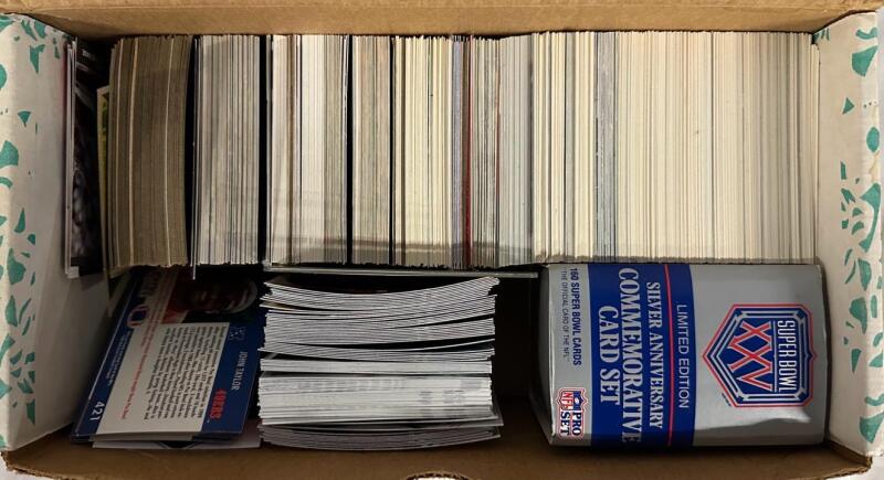 450+ Vintage NFL Football Trading Card Singles &mdash; Various Years