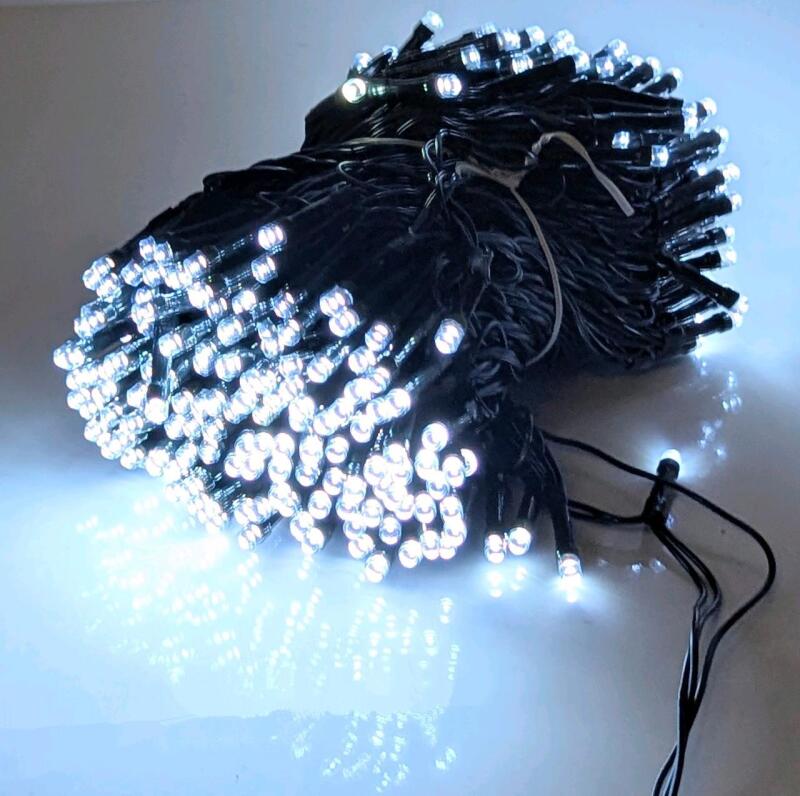 New 300-LED White Light Strand, Plug-In, Approximately 30 Feet Long