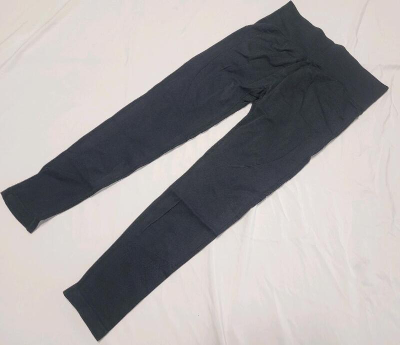New Women's Sz. XL Black Capri Cycling Leggings w/Stretch Waist