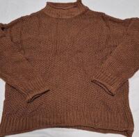 New sz Small Women's Loose Knit Sweater