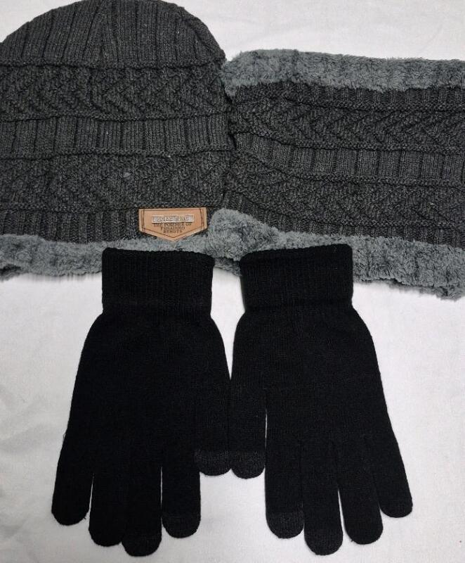New Adult Winter Hat , Neck Warmer & Pair of Gloves