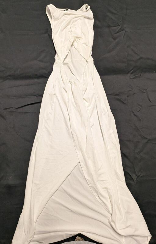 New Size Medium Women's Dress with Abdominal Opening.