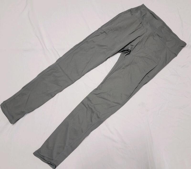 New Women's Sz. Medium Grey Workout Pants w/Elastic Waist