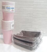 2 New Packs of Paper Cups & 2 Packs of Hot Dog Trays