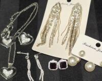 New Jewelry Bling Bling - Earrings, Heart Necklace & Earring Set