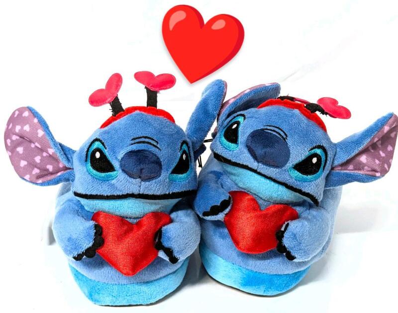 New Size 9/10 Kid's Disney's LILO & STITCH Plush Valentine's Character Slippers
