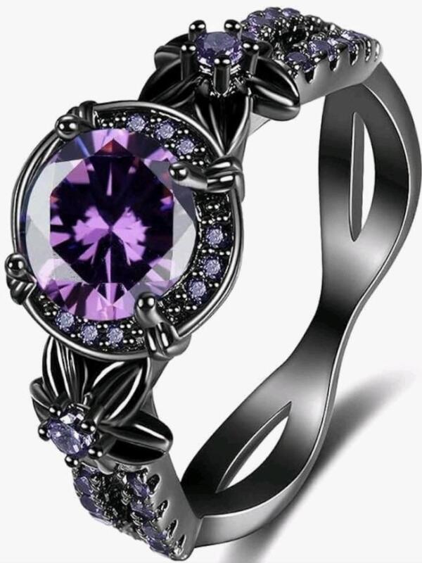 STUNNING New sz 7 Stamped 10KT Gothic Ring with Purple Stones