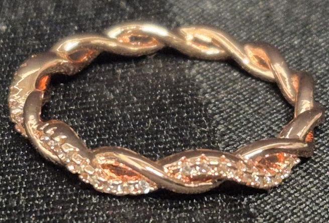 New sz 8 Twisted Eternity Band Ring With Clear Stones