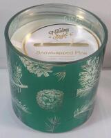 New - Holiday Style " Snowcapped Pine " Scented Candle , 13oz. (369g) . Measures 4" tall