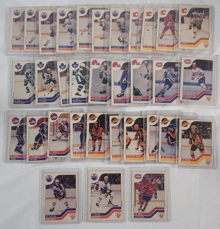 1983-84 Vachon Food NHL Hockey Trading Cards . 33 Trading Cards , Includes #26 Wayne Gretzky