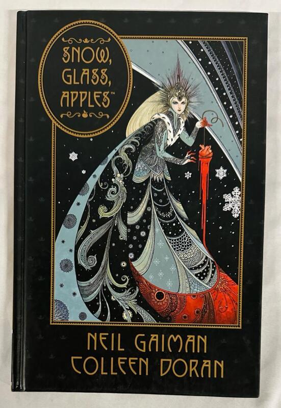 Dark Horse Snow, Glass, Apples Hardcover Graphic Novel by Neil Gaiman | Excellent Condition