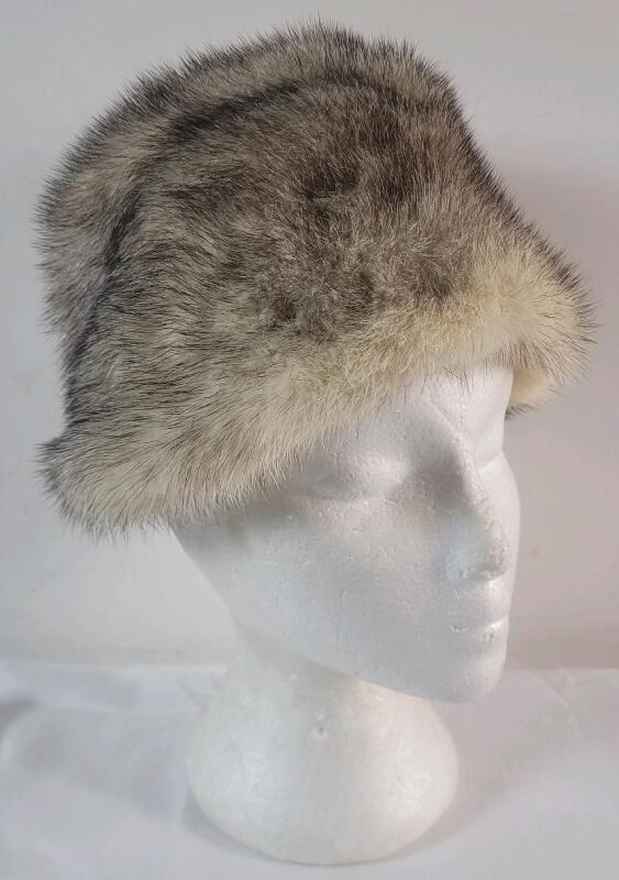 Vintage Original Monsieur Henri Jr. Fur Hat .