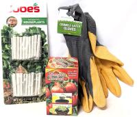 New JOBES Fertilizer Spikes 13-4-3 (62g), Tomato Rocket (Grow 100s of Organic Tomatoes) & O/S Adult Crinkle Latex Gardening Gloves (Gloves Have Discoloration/Marks)