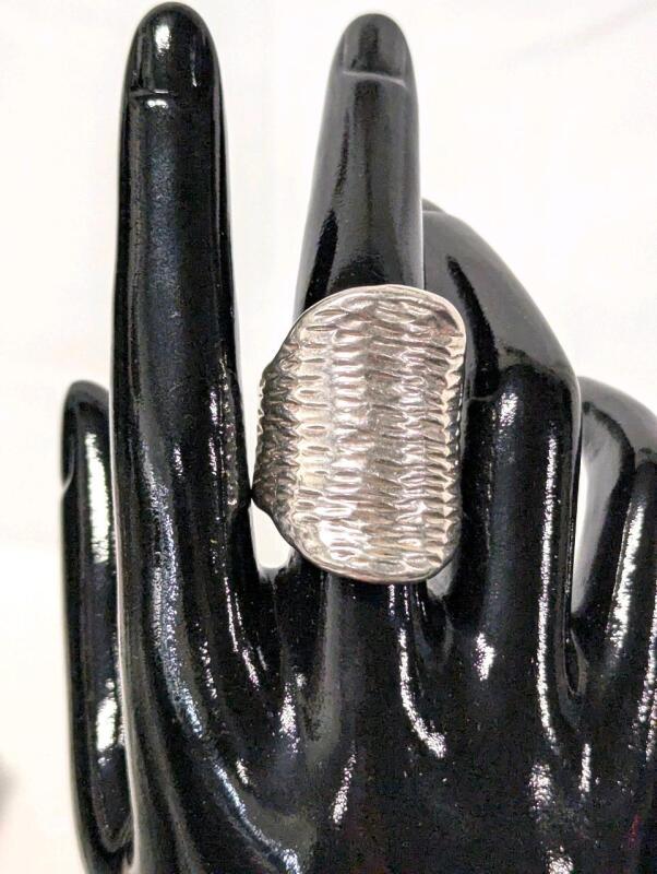 Vintage Size 8 Signed Bat Ami Israel Sterling Silver Stamped 925 Modernist Birch Bark Textured Ring